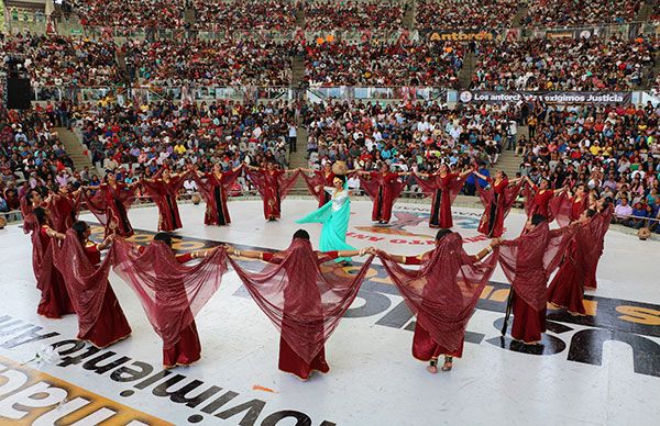 Con arte, el pueblo clama justicia para Oaxaca