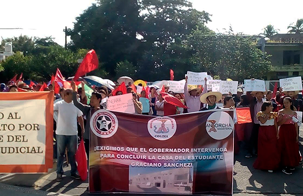 Antorchistas logran eco a sus demandas, luego de manifestarse 