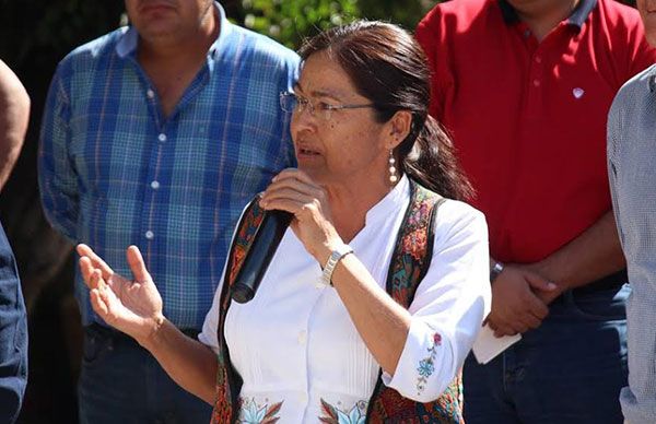 Hacen entrega de pavimentación; fruto de un año de lucha organizada 