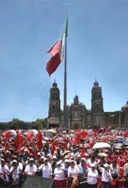 Al pueblo pobre las migajas, mientras otros se sirven con la cuchara grande