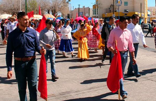 Primera marcha antorchista en Guadalupe: piden obras y alto a las calumnias pagadas con recursos públicos