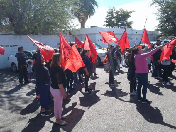 Comisión de vecinos, visita Servicios Públicos de  Hermosillo para dar seguimiento a acuerdos firmados