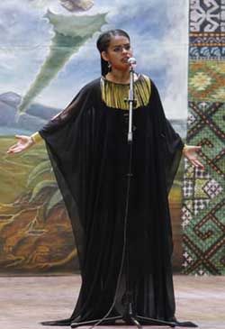 Poesía, situación económica y la tarea de Antorcha