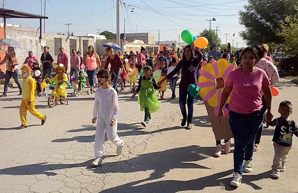 Conejos, mariposas y flores reciben la primavera en San Agustín