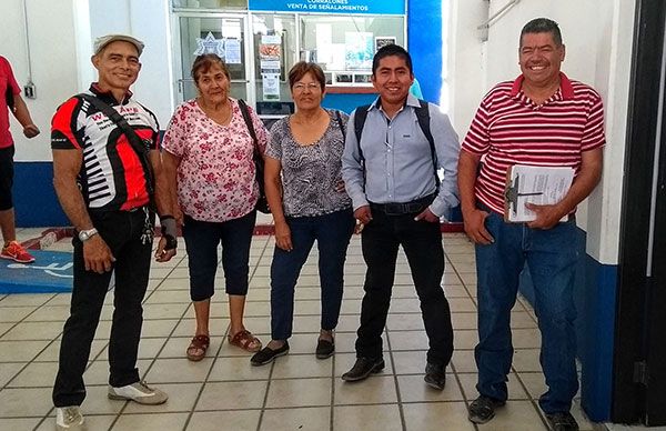 Antorchistas gestionan ruta de transporte para colonia popular