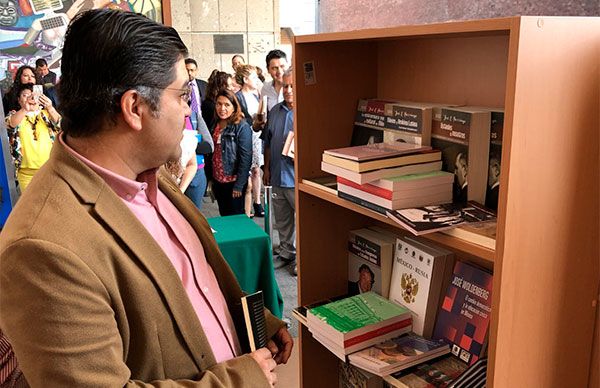 Diputado Brasil Acosta inaugura Rincón de Trueque de Libros de la Cámara de Diputados