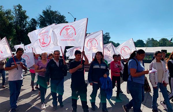 Antorchistas exigen al alcalde de Xochimilco solución a sus demandas sociales