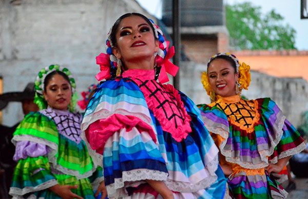 Invita Antorcha a Domingo Cultural