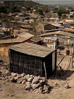 Desaparecer instituciones y programas para crear nuevos: ¿política eficaz para combatir la pobreza? 