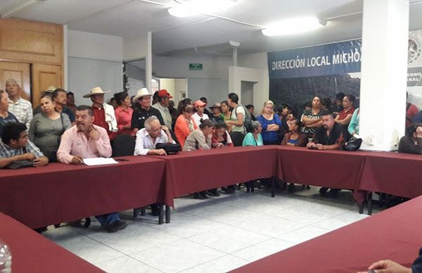 Morelianos organizados piden a CONAGUA solución a su pliego petitorio