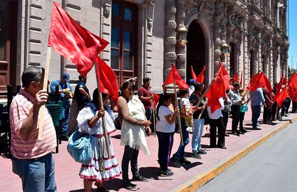 Que no nos vuelvan a traicionar los funcionarios; exigen antorchistas reunirse con Corral