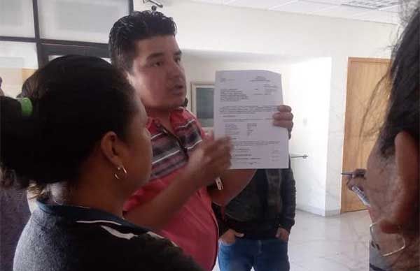 En Corregidora, familias organizadas exigen solución a la falta de electrificación 