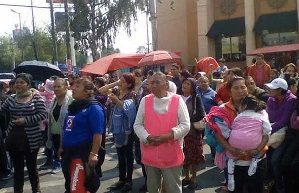 Antorchistas de Iztapalapa piden mejores condiciones de vida; dan seguimiento a sus demandas 