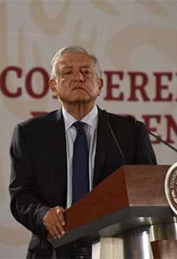 Un año de AMLO: estragos de una loca pasión al servicio de Trump