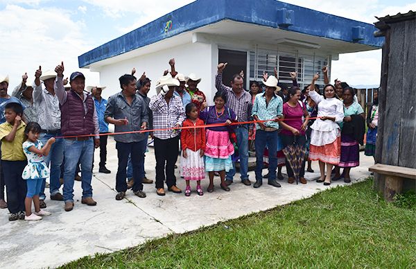 Inauguran oficina para autoridades antorchistas