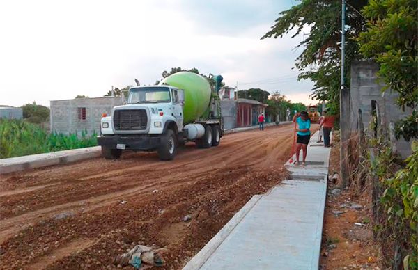 Se beneficiarán con pavimentación de calle en la Colosio de Macuspana