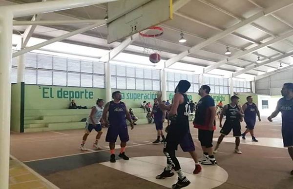 Finaliza liga antorchista de baloncesto