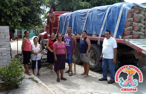 Familias de la zona maya obtienen vivienda 