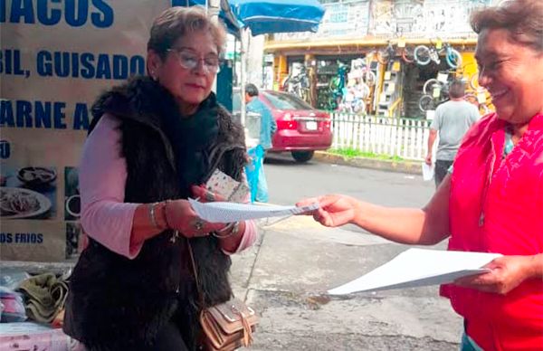 Antorchistas de Iztapalapa difunden discurso de Aquiles Córdova Morán