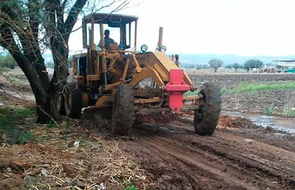 Logran arreglo del camino de acceso a la colonia Fraternidad