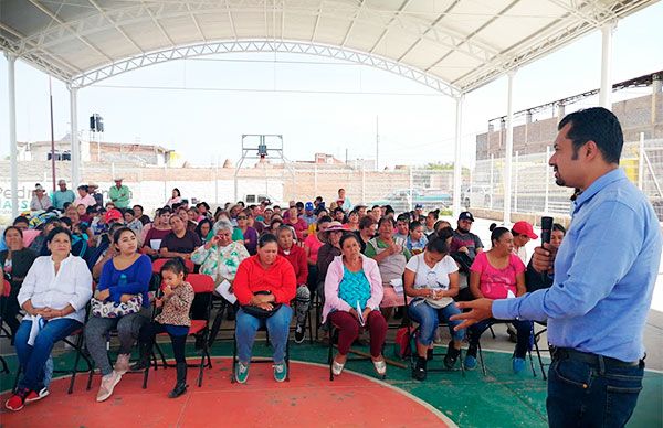 En Tacoaleche, antorchistas reciben apoyos para mejoramiento de viviendas 