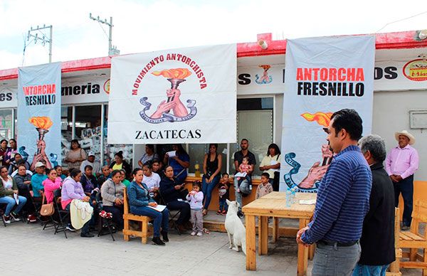 Familias antorchistas de Fresnillo se benefician con el fruto de su lucha 