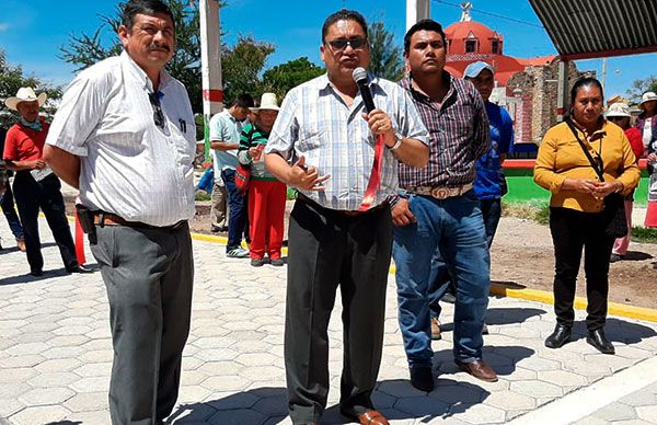 Inaugura Nibardo Hernández obras en Ibarra Ramos