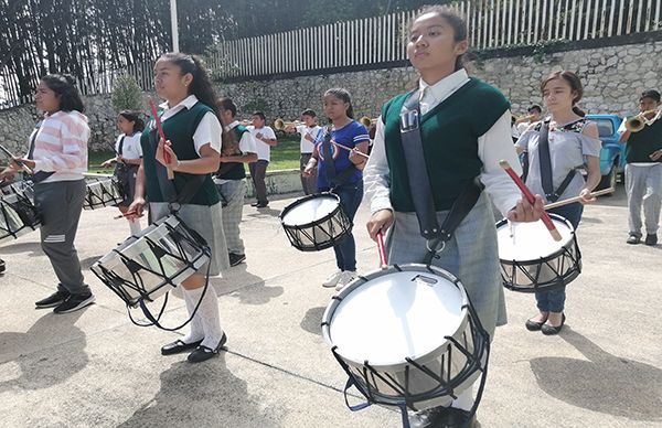 Cordobeses están listos para ser parte de la banda de guerra monumental