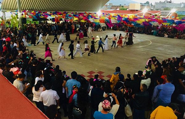 El Centro Educativo Maestro Aquiles Córdova Morán, fomenta las tradiciones mexicanas