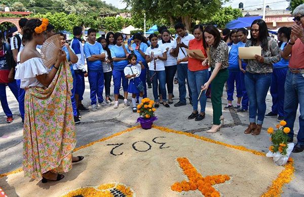 COBA de Tuzantla, Institución antorchista ejemplo de excelencia educativa, cultural y deportiva: Jazmín Arroyo