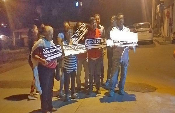 Tarimbarenses logran placas de nomenclatura para las calles de la colonia Verónica López