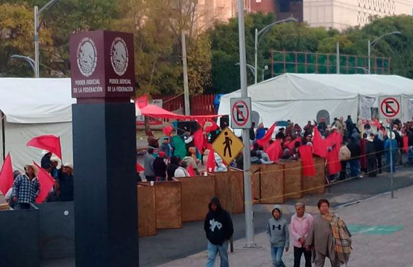 Nuevo cerco policiaco al plantón San Lázaro; ahora interviene la Guardia Nacional