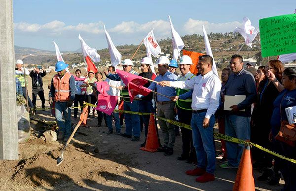 Inician 16 obras de electrificación en comunidades de Ixtapaluca