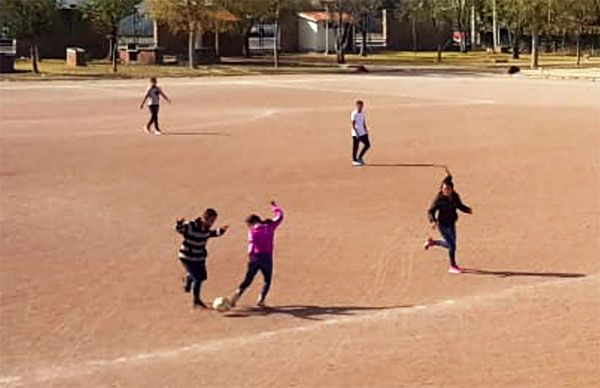 Entrenan bachilleres para Espartaqueada Nacional 