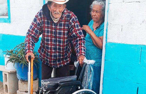 Mejora Antorcha movilidad de abuelito discapacitado  