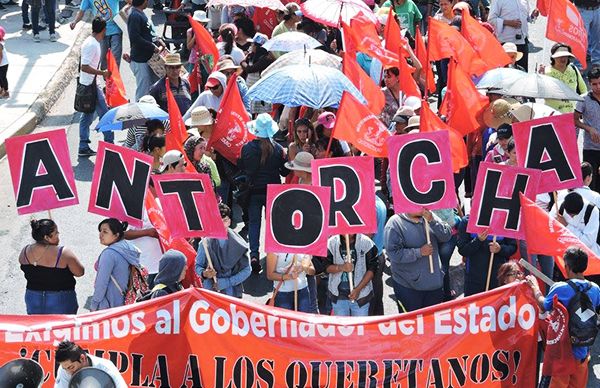 Reclama activista desarrollo y asistencia social en Querétaro