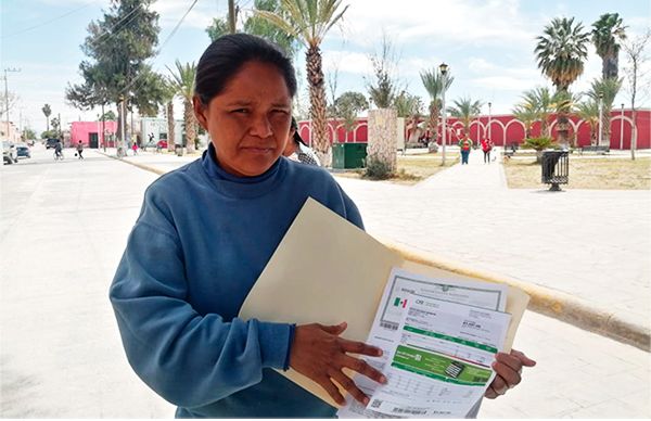 Protestan familias por altas tarifas de CFE en Coahuila 