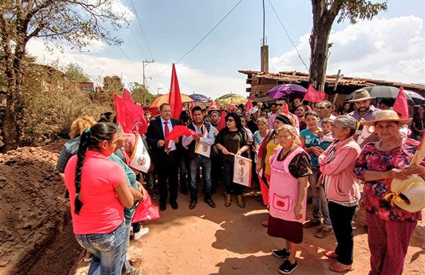 Inician trabajos para red de agua potable en colonia de Hidalgo