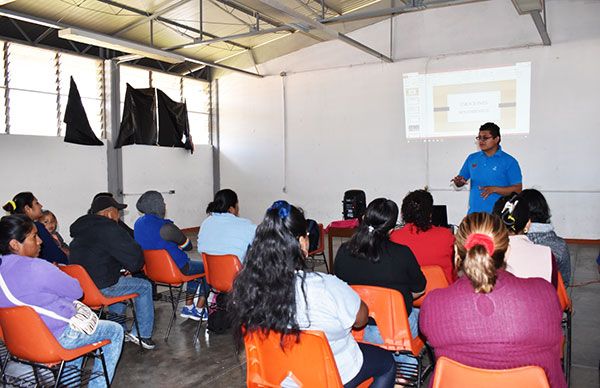 DIF de Ixcaquixtla continúa auxiliando enfermos