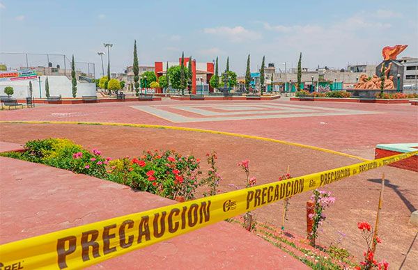 Policías de Chimalhuacán aplican vigilancia sanitaria en espacios públicos