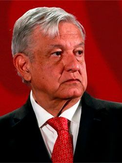 AMLO debe garantizar la salud del pueblo y equipo para los doctores