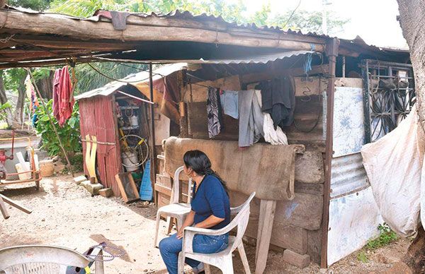 Rezagan en Tulum apoyo alimentario a indígenas mayas 