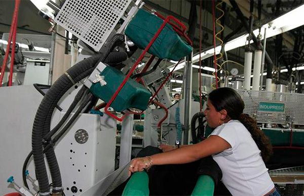 Manos mayas en la fabricación de aviones militares de EE.UU.