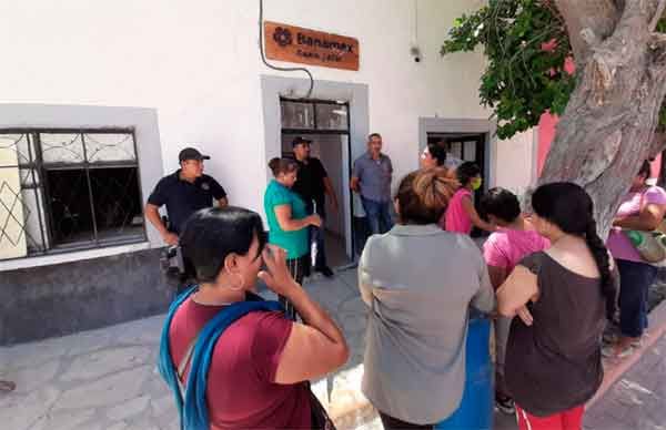 Protestan en demanda de agua en Viesca, Coahuila