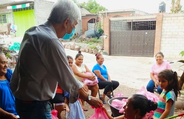 En Tuzantla, antorchistas logran apoyo de despensas para las familias más humildes