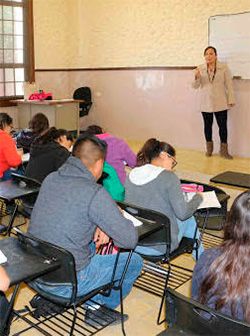 El regreso a clases, ¿presencial o a distancia?