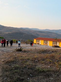 Universidad Intercultural de Atliaca, sin energía eléctrica