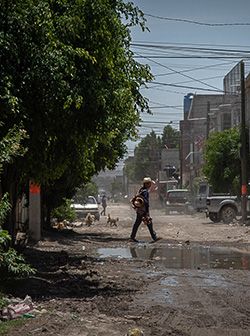 La defensa ante la pandemia y falta de servicios es el pueblo organizado