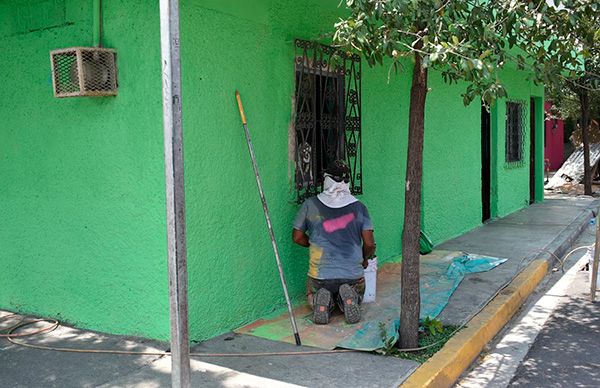 Antorcha logra en Monterrey pintura para casas de antorchistas - Movimiento  Antorchista Nacional