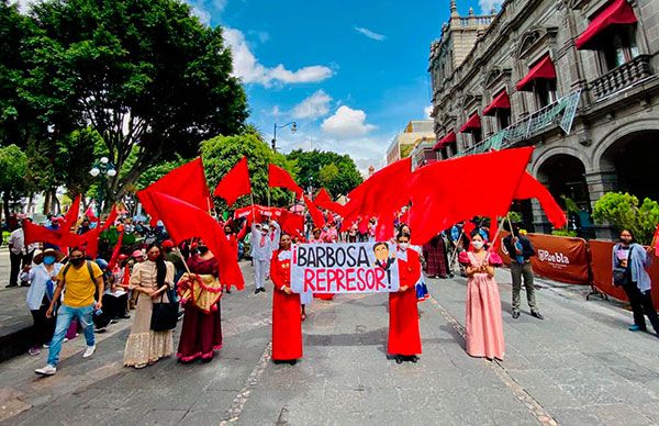 Denuncian a Barbosa en todo el país